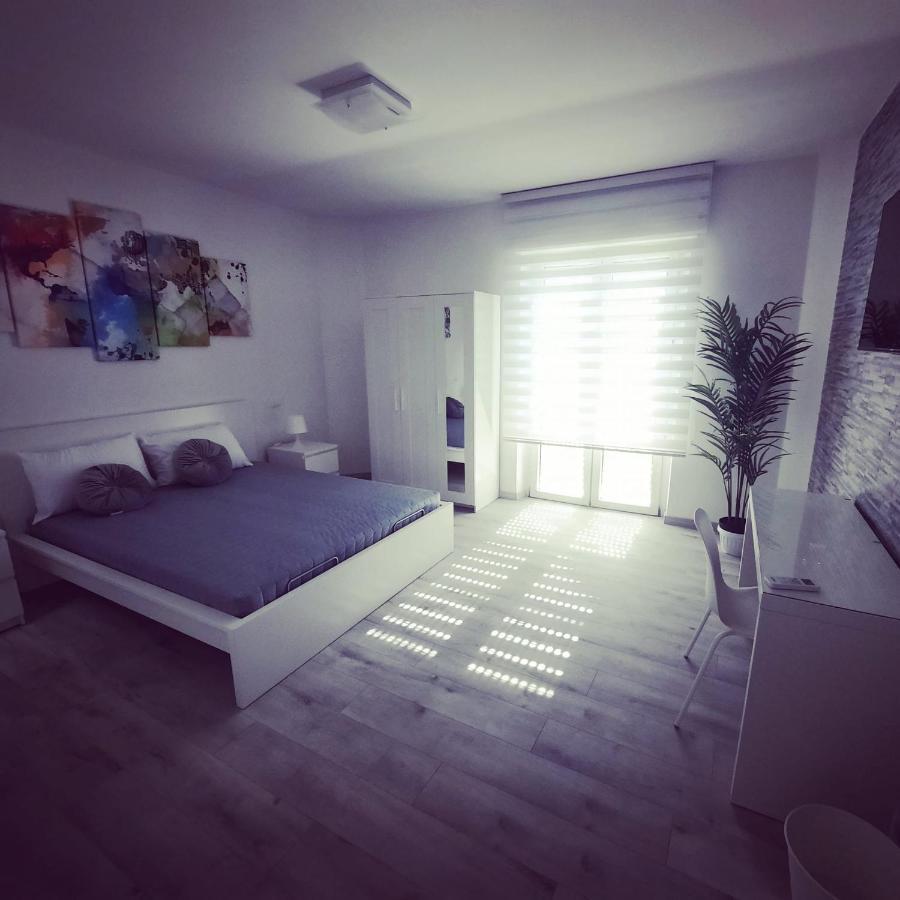 Guest House Tra Cielo E Mare Nettuno Zewnętrze zdjęcie